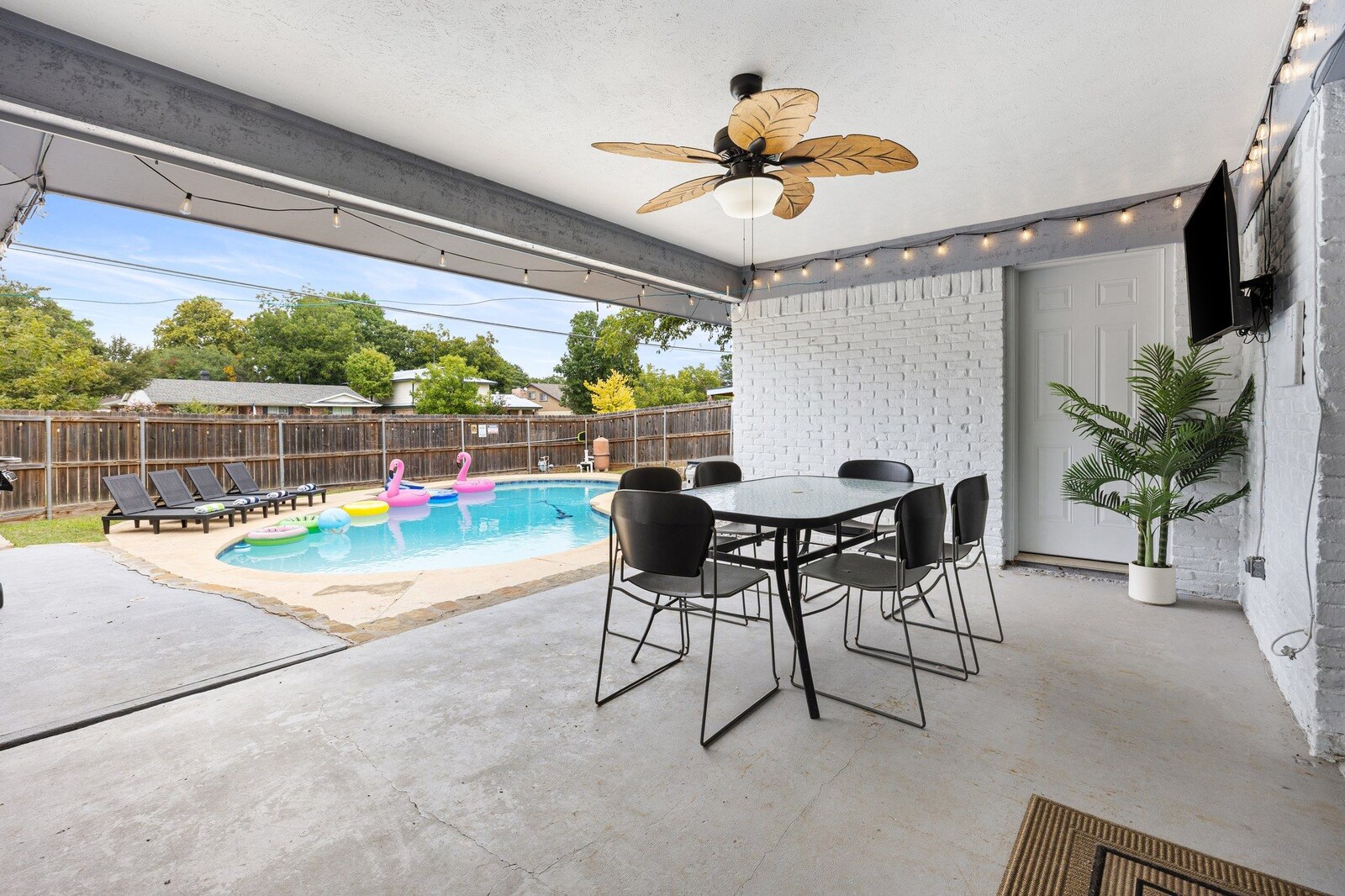Plano Pool House patio and pool